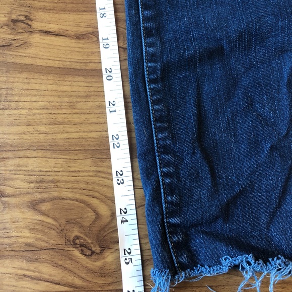 Miami cutout neck floral dress - Picture 2 of 10